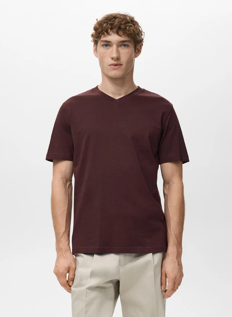100% cotton slim-fit V-neck t-shirt